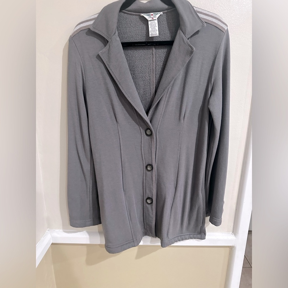 Hard Tail Button Up
